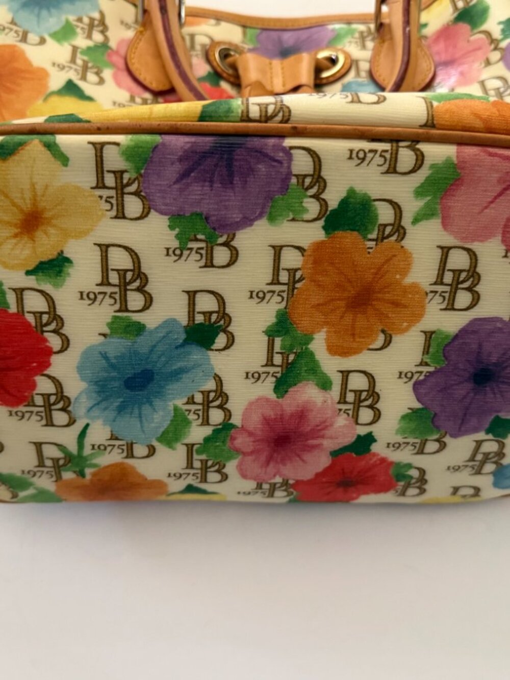 Dooney & Bourke Hibiscu Floral Janine 1975 Bag - Picture 4 of 8